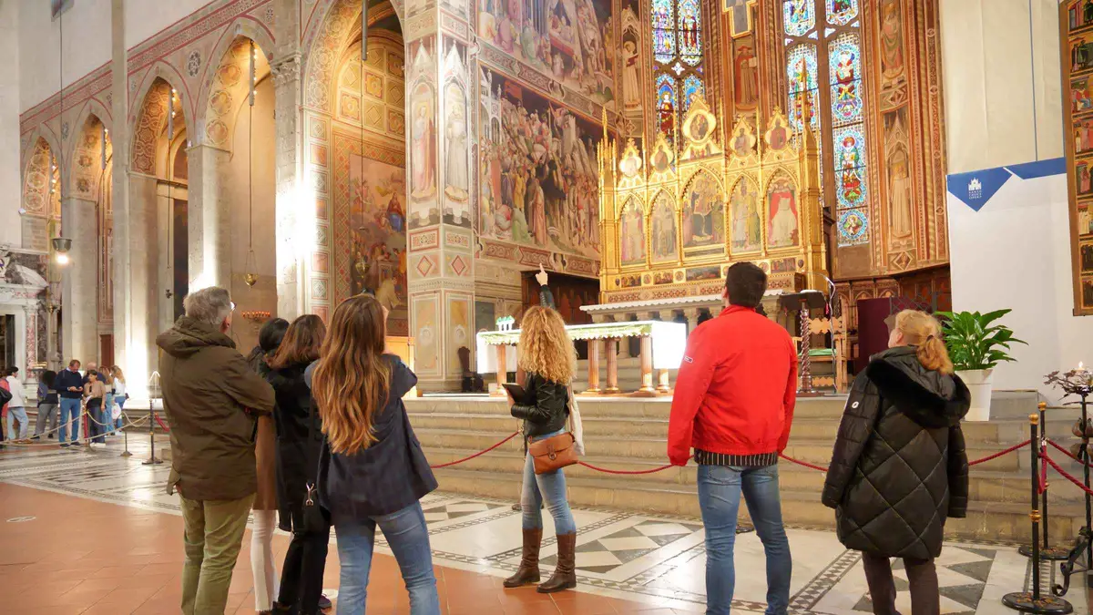 Tombs of Michelangelo and Galileo seen on a Santa Croce church tour with entry ticket in Florence